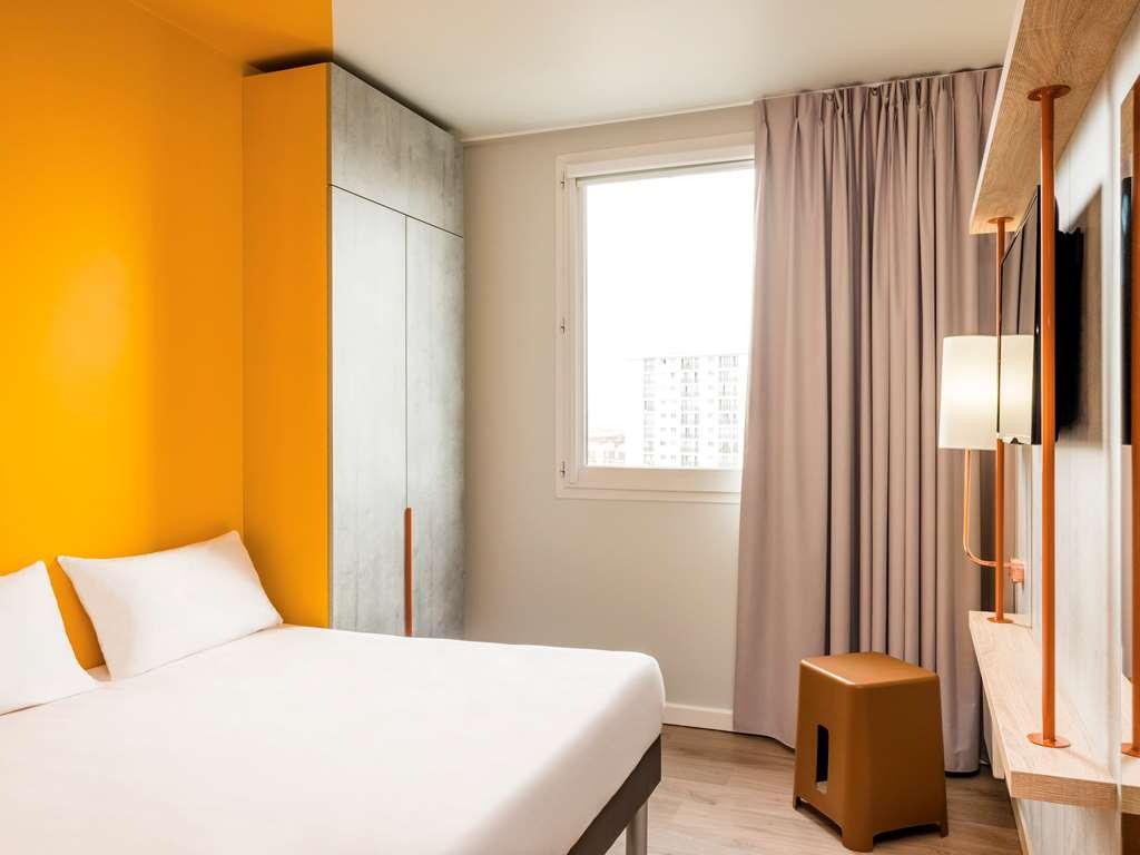 Ibis Budget Pertuis Portes Du Luberon Bilik gambar