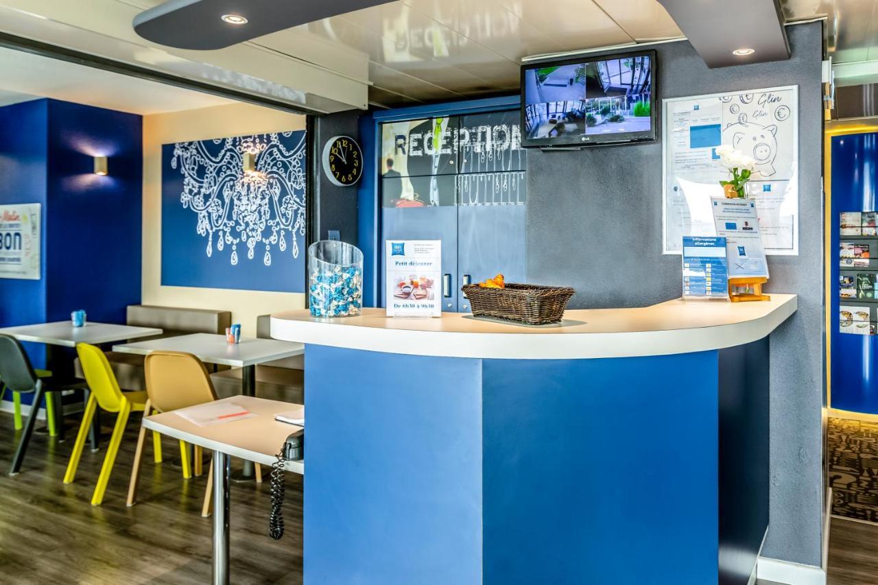 Ibis Budget Pertuis Portes Du Luberon Luaran gambar